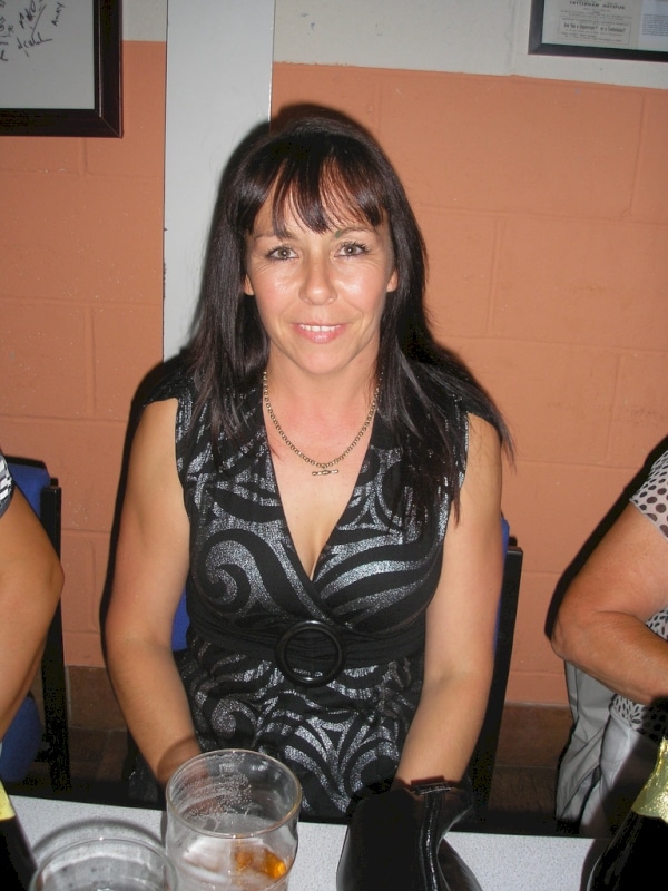 Je recherche un mec pour un plan baise mature sur Sète